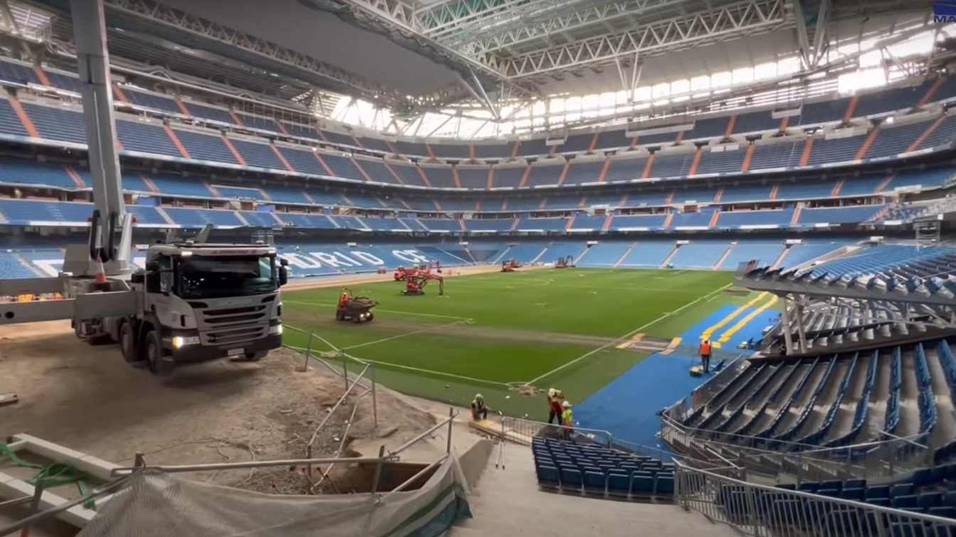 Santiago Bernabéu durante la construcción