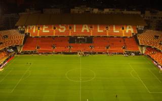 España: Arquitectos piden dar marcha atrás y remodelar Mestalla