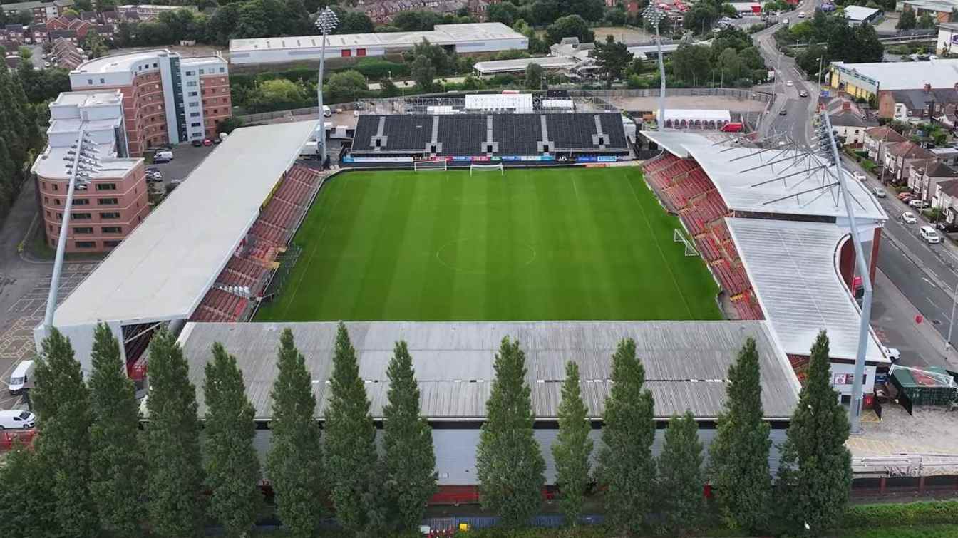 Gales: Los planes para el Racecourse Ground, aún más ambiciosos 