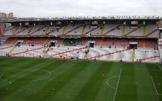 España: Presa insiste en mudarse del Estadio de Vallecas