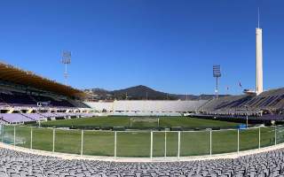 Italia: El Ayuntamiento aborda los retrasos en las obras del Franchi