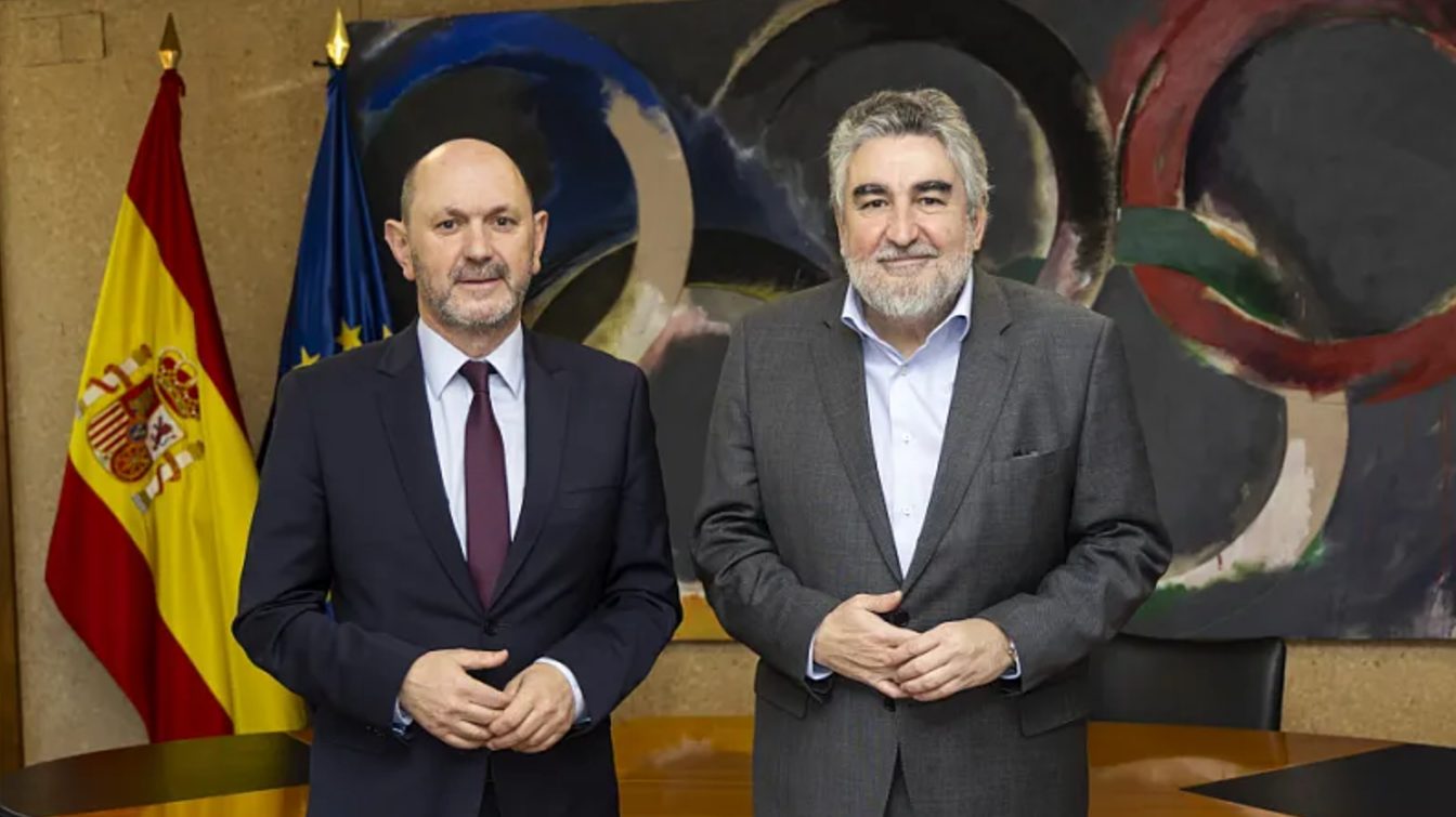En la imagen, discuten los preparativos del Mundial durante la reunión del 24 de febrero.