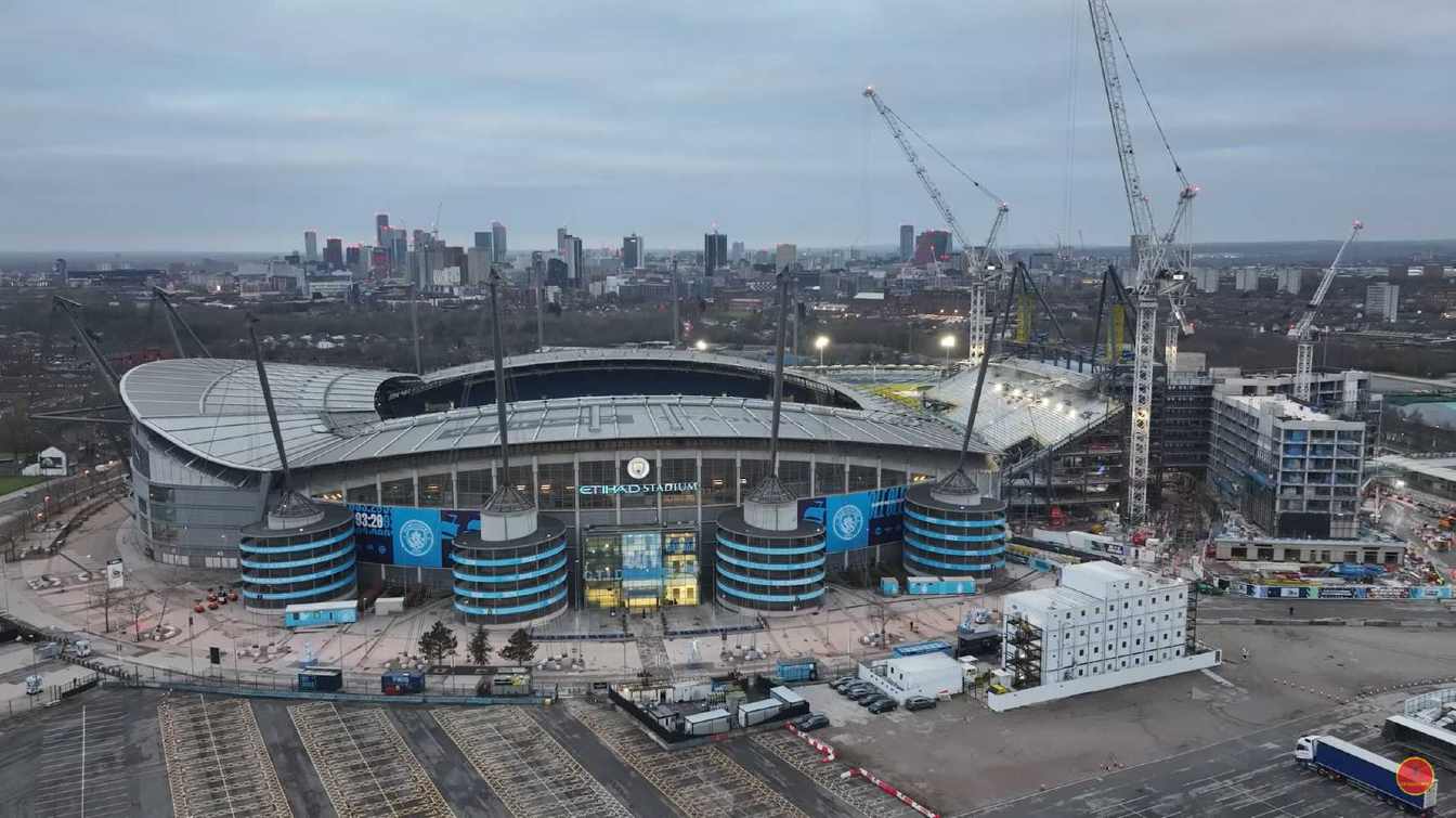 Construcción Etihad Stadium (City of Manchester Stadium / Eastlands)