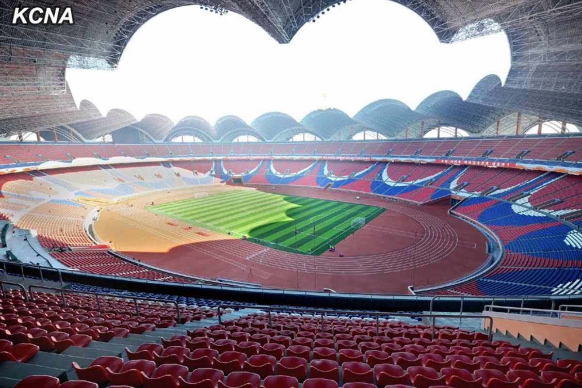 El Rungrado May Day Stadium ostentará el título de estadio más grande del mundo hasta 2028, año en que se inaugurará el Gran Estadio Hassan II de Marruecos, con 115.000 localidades.