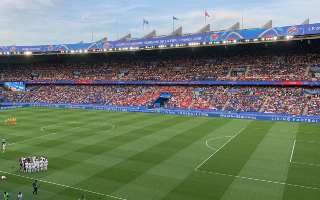 Francia: El PSG ve su futuro lejos del Parque de lo Príncipes y se reúne por primera vez en Poissy