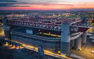 Italia: AC Milan e Inter recurren a firmas líderes para el proyecto San Siro
