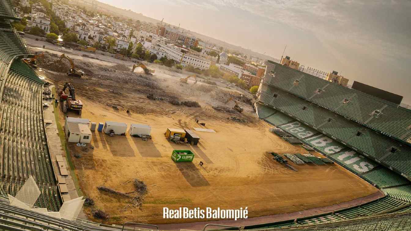 Construcci&oacute;n del Estadio Benito Villamar&iacute;n