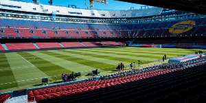 España: El tiempo pasa y el aforo del Camp Nou sigue sin cambios