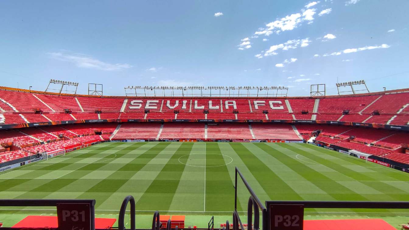 El Ram&oacute;n S&aacute;nchez-Pizju&aacute;n fue inaugurado en 1958.