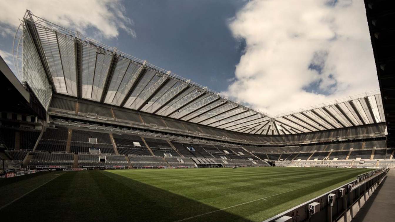 St. James' Park se enfrenta a una expansi&oacute;n a medida que la asistencia se acerca al l&iacute;mite de su capacidad. Una opci&oacute;n menos probable es construir un nuevo estadio en las cercan&iacute;as.