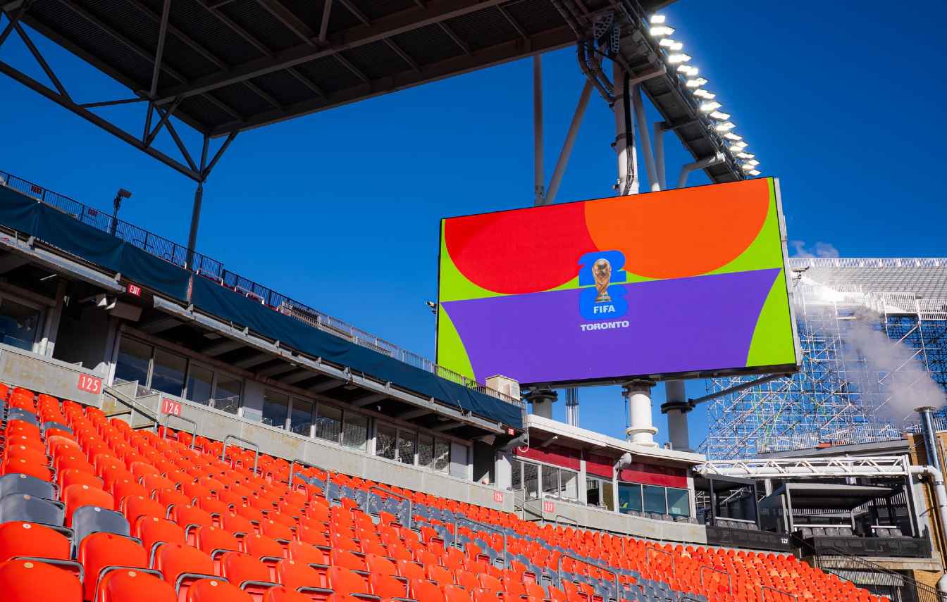 El coste total de la modernizaci&oacute;n fue de 157,9 millones de d&oacute;lares, financiado en su mayor&iacute;a por la ciudad de Toronto.