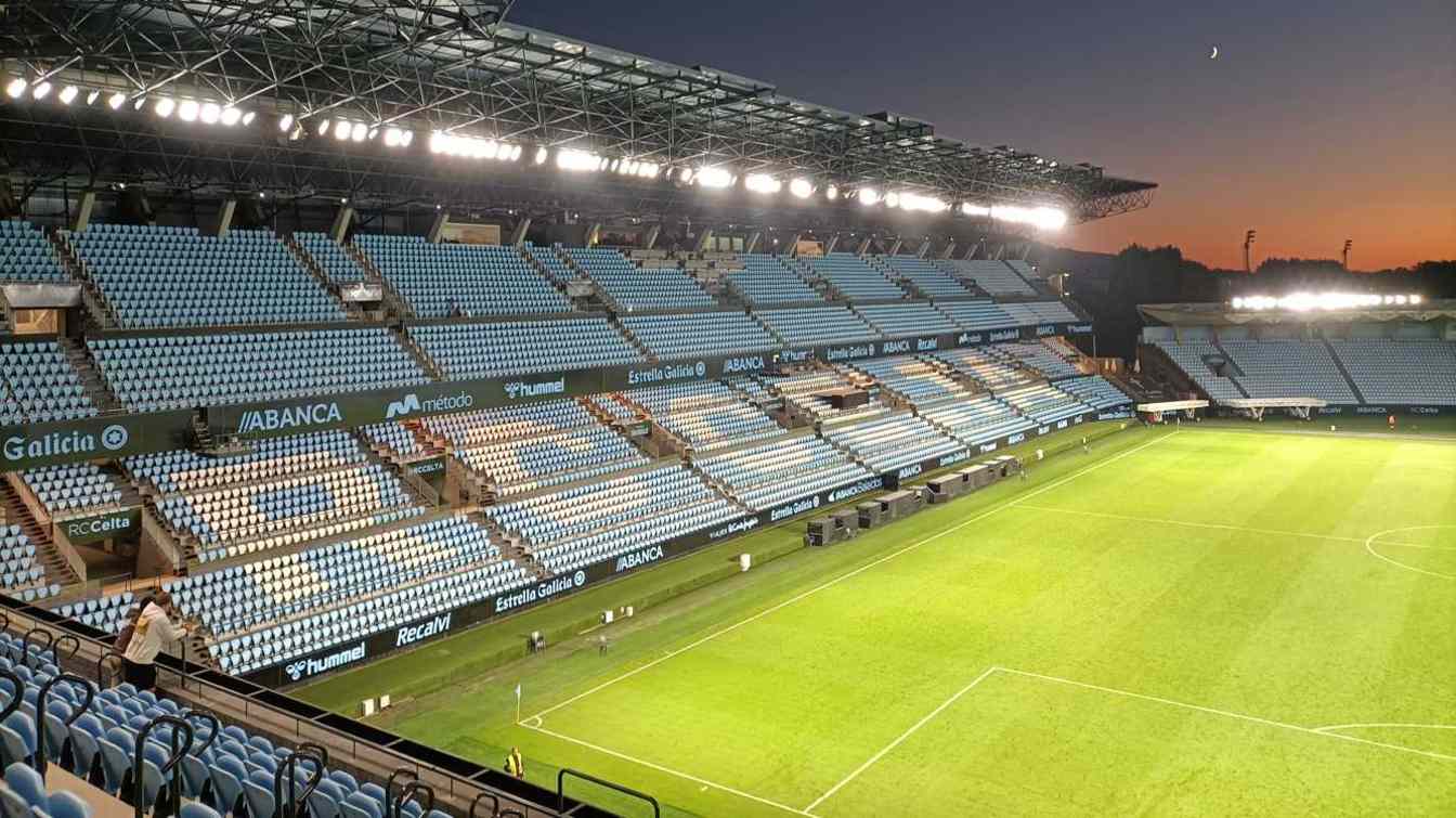 Valencia y Vigo volvieron a la carrera tras la retirada de M&aacute;laga y A Coru&ntilde;a como sedes del torneo.