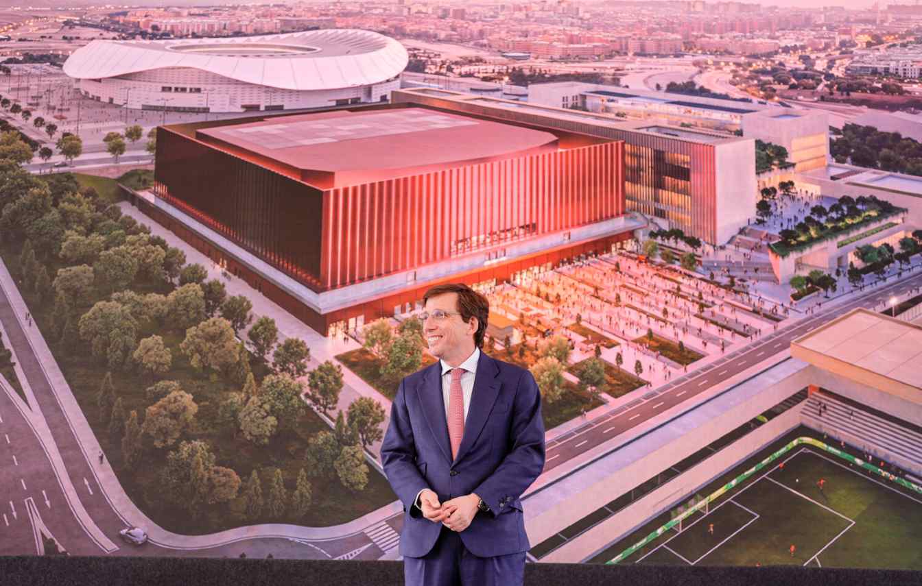 El alcalde de Madrid quiere que el nuevo hub junto al Estadio Metropolitano atraiga a los artistas m&aacute;s importantes del planeta.