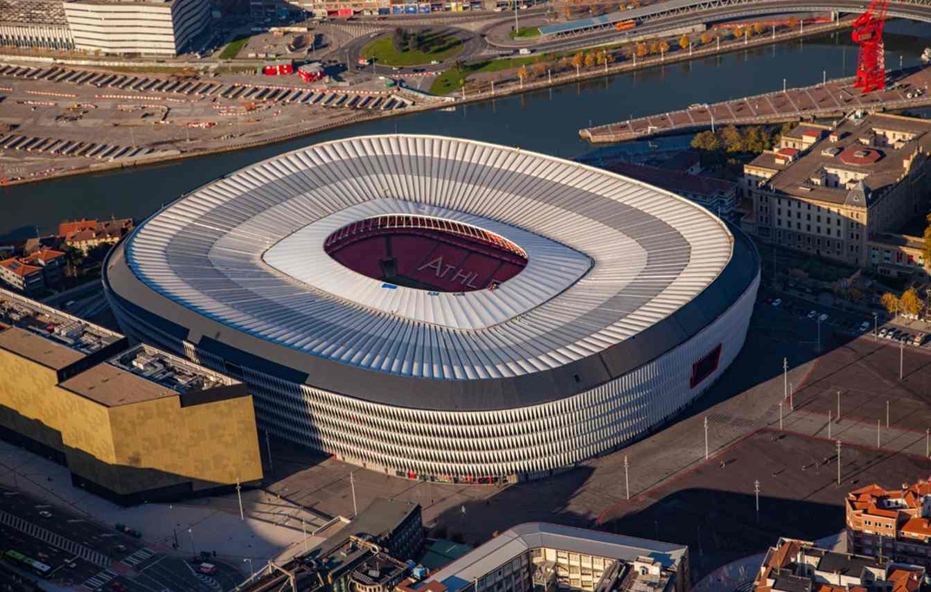 El proyecto incluye ajustes precisos en las gradas, como asientos m&aacute;s estrechos y nuevas filas, lo que permitir&aacute; ganar aforo aunque con una ligera p&eacute;rdida de comodidad y con obras complejas durante la temporada.