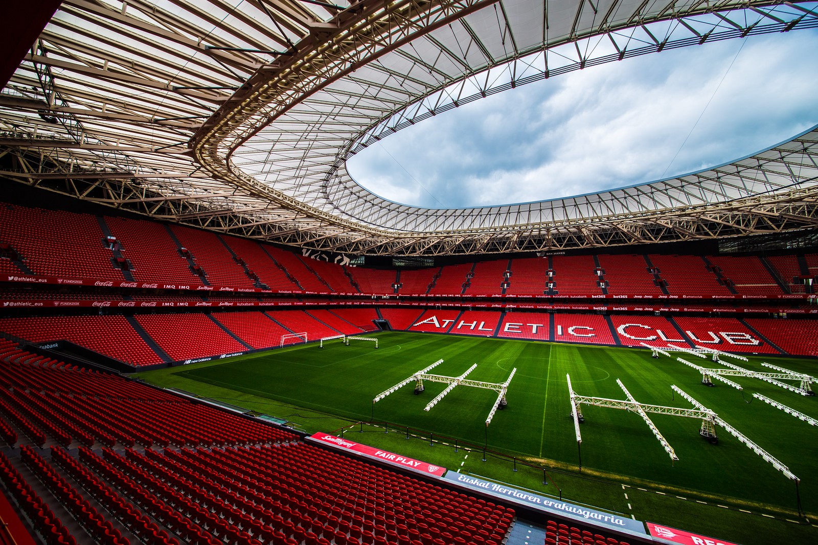 España:Nuevo récord de asistencia en San Mamés. Todo gracias al rugby