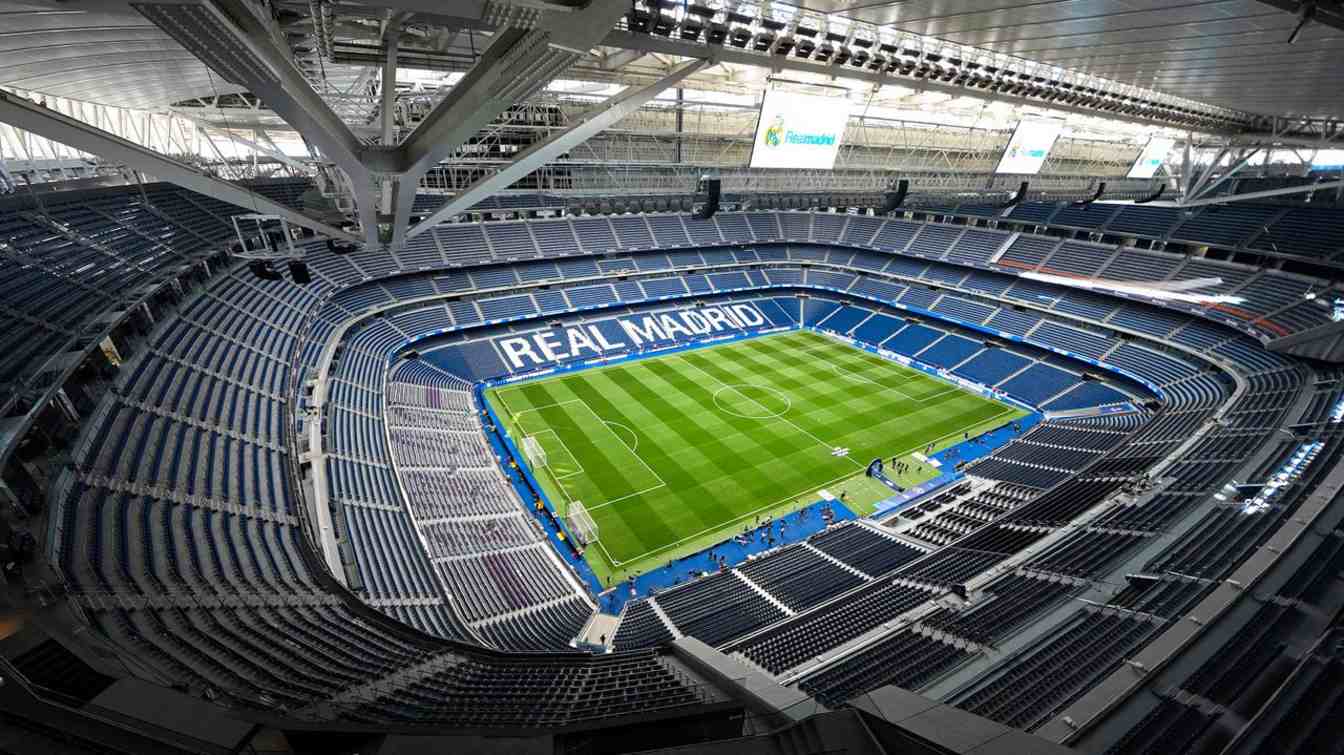 La National Football League volver&aacute; al Santiago Bernab&eacute;u Stadium tras el enorme &eacute;xito del partido disputado el a&ntilde;o pasado en Madrid. Los dirigentes de la liga quedaron impresionados con el ambiente, la asistencia y la moderna infraestructura del estadio de Real Madrid CF.