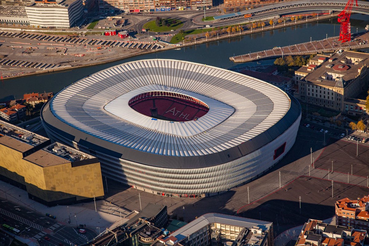San Mam&eacute;s estableci&oacute; un nuevo r&eacute;cord de asistencia. La final de la Investec Champions Cup de rugby reuni&oacute; a 52.327 espectadores, superando la marca anterior del estadio y reforzando la posici&oacute;n de Bilbao como sede de grandes eventos deportivos internacionales.
