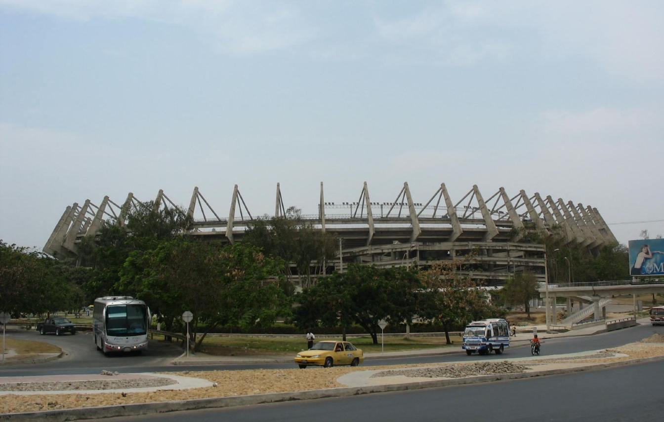 La remodelaci&oacute;n del Metropolitano avanza m&aacute;s r&aacute;pido de lo previsto. El proyecto incluye rebajar el terreno de juego, acercar las gradas al campo, nuevas zonas VIP, m&aacute;s accesos, m&aacute;s ba&ntilde;os y espacios dedicados a la historia del Junior y de la selecci&oacute;n colombiana.