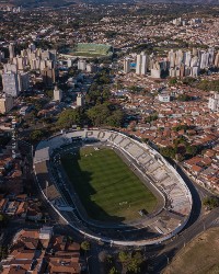 Estádio Moisés Lucarelli