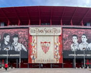 Estadio Ramón Sánchez-Pizjuán (La Bombonera de Nervión)