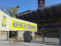 Estadio Universitario (el Volcán)